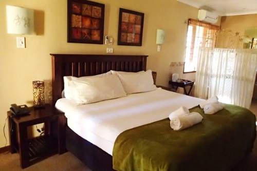 Numbi Hotel kamer
